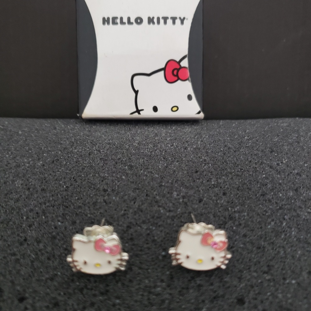 Hello Kitty earrings